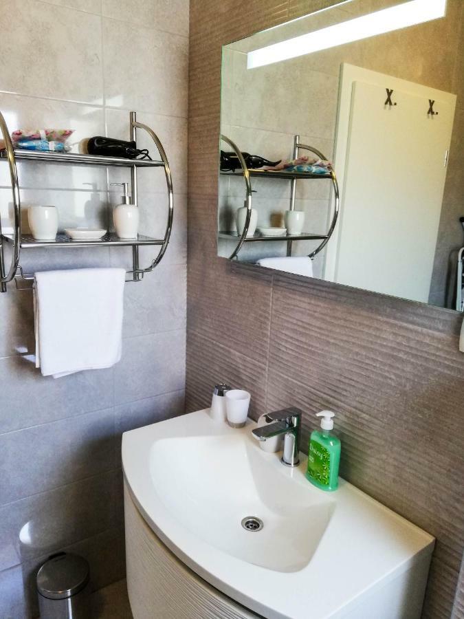 Apartment Sara Kaštela Eksteriør bilde