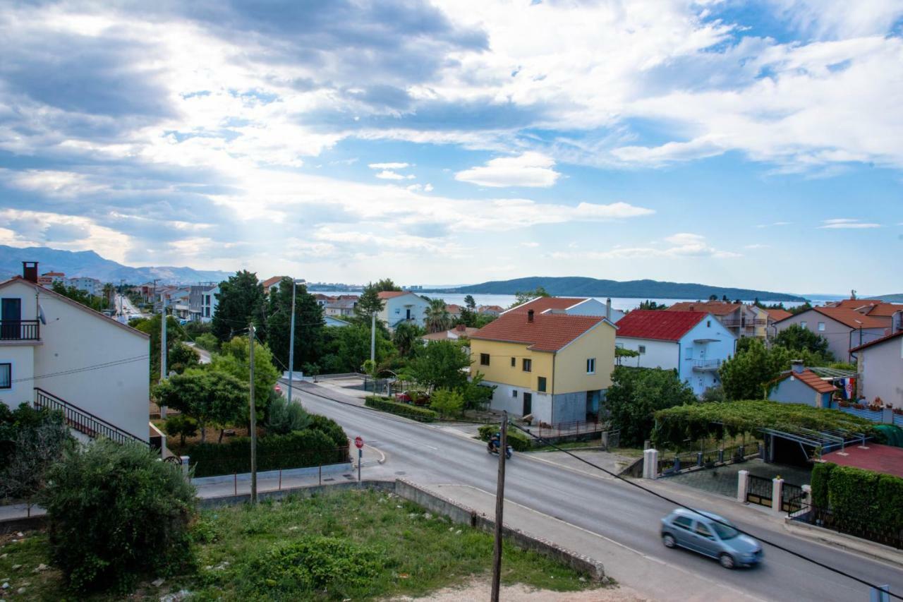 Apartment Sara Kaštela Eksteriør bilde